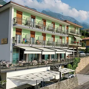 Edera Malcesine